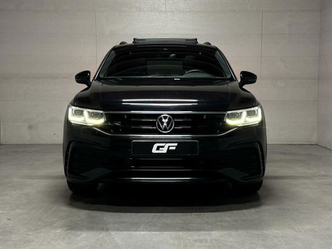 Volkswagen Tiguan 1.5 TSI R-Line Black Style Pano H/K NAP