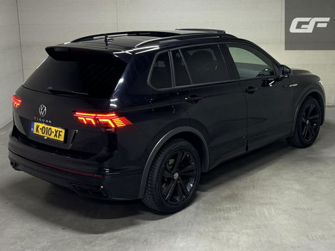 Volkswagen Tiguan 1.5 TSI R-Line Black Style Pano H/K NAP