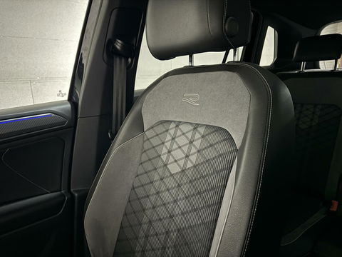Volkswagen Tiguan 1.5 TSI R-Line Black Style Pano H/K NAP
