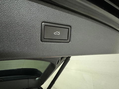 Volkswagen Tiguan 1.5 TSI R-Line Black Style Pano H/K NAP