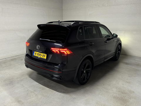 Volkswagen Tiguan 1.5 TSI R-Line Black Style Pano H/K NAP