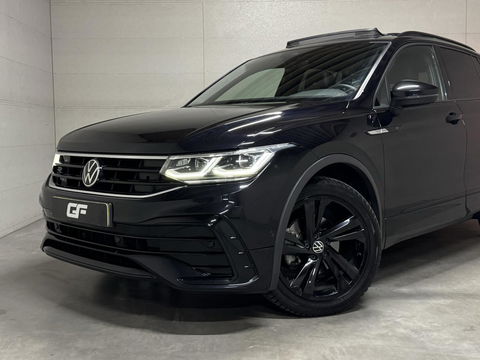 Volkswagen Tiguan 1.5 TSI R-Line Black Style Pano H/K NAP