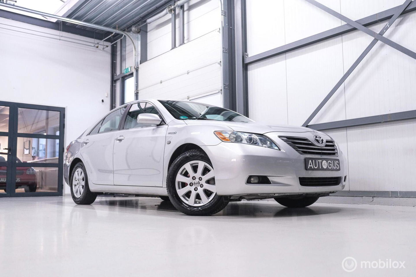 Toyota Camry 2.4 Hybrid automaat | Schuifdak | youngtimer | leder | Camera | Navigatie | DAB |