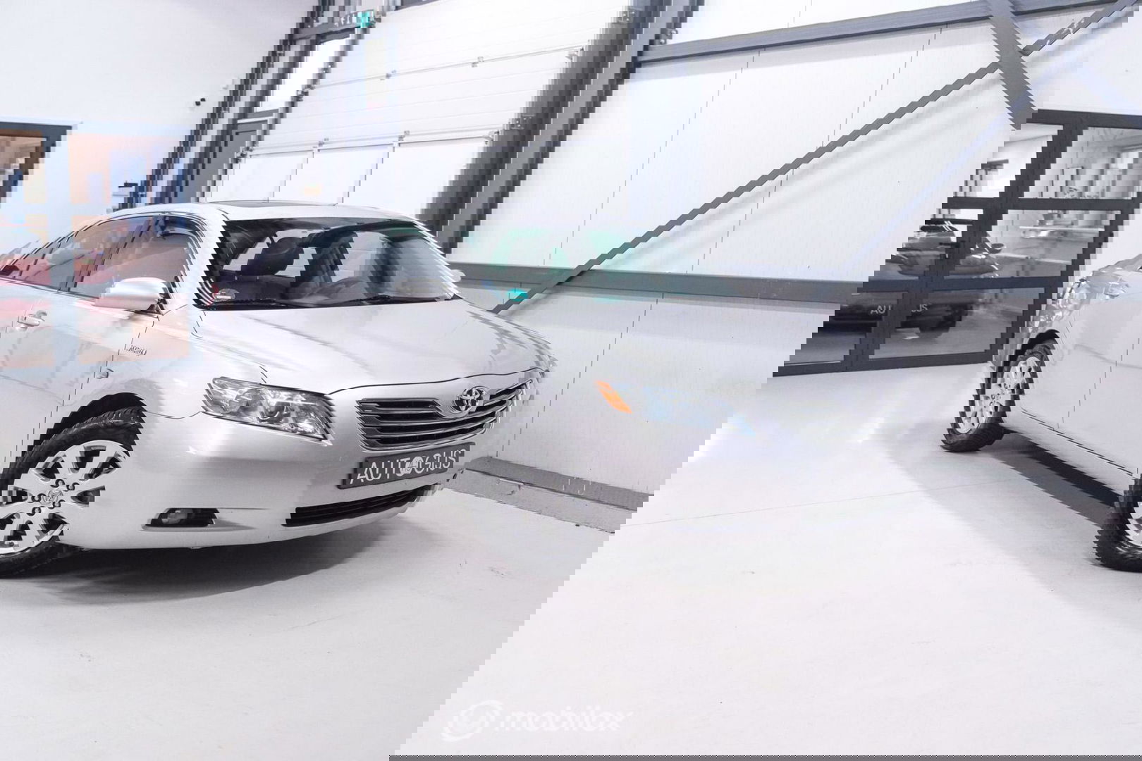 Toyota Camry 2.4 Hybrid automaat | Schuifdak | youngtimer | leder | Camera | Navigatie | DAB |