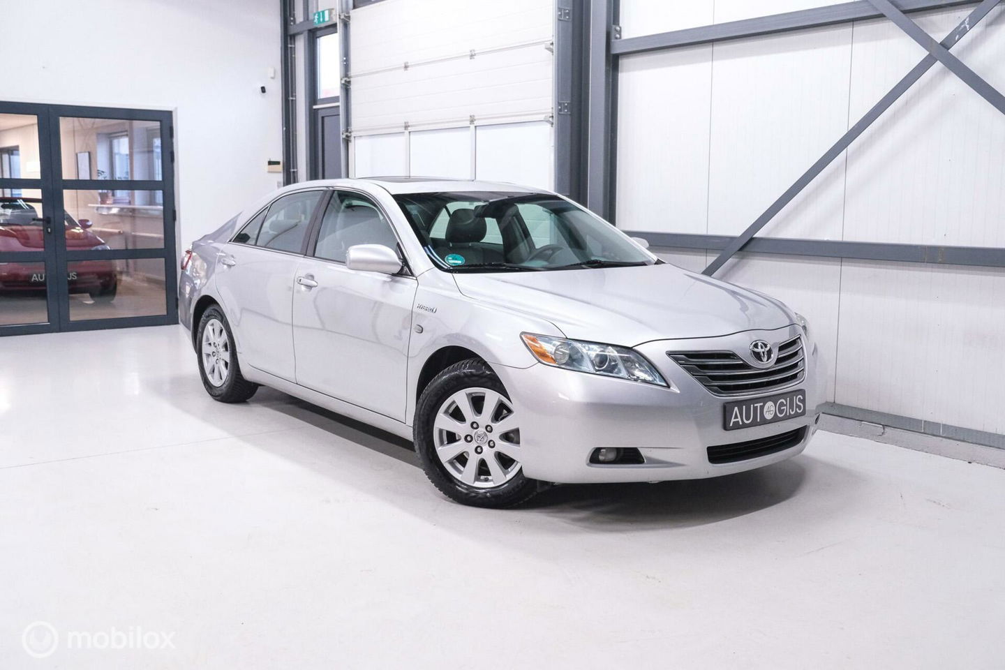 Toyota Camry 2.4 Hybrid automaat | Schuifdak | youngtimer | leder | Camera | Navigatie | DAB |