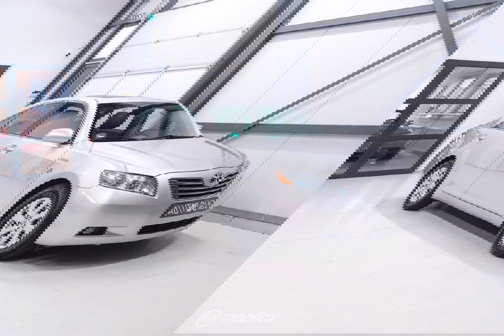 Toyota Camry 2.4 Hybrid automaat | Schuifdak | youngtimer | leder | Camera | Navigatie | DAB |