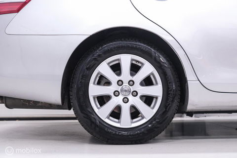 Toyota Camry 2.4 Hybrid automaat | Schuifdak | youngtimer | leder | Camera | Navigatie | DAB |