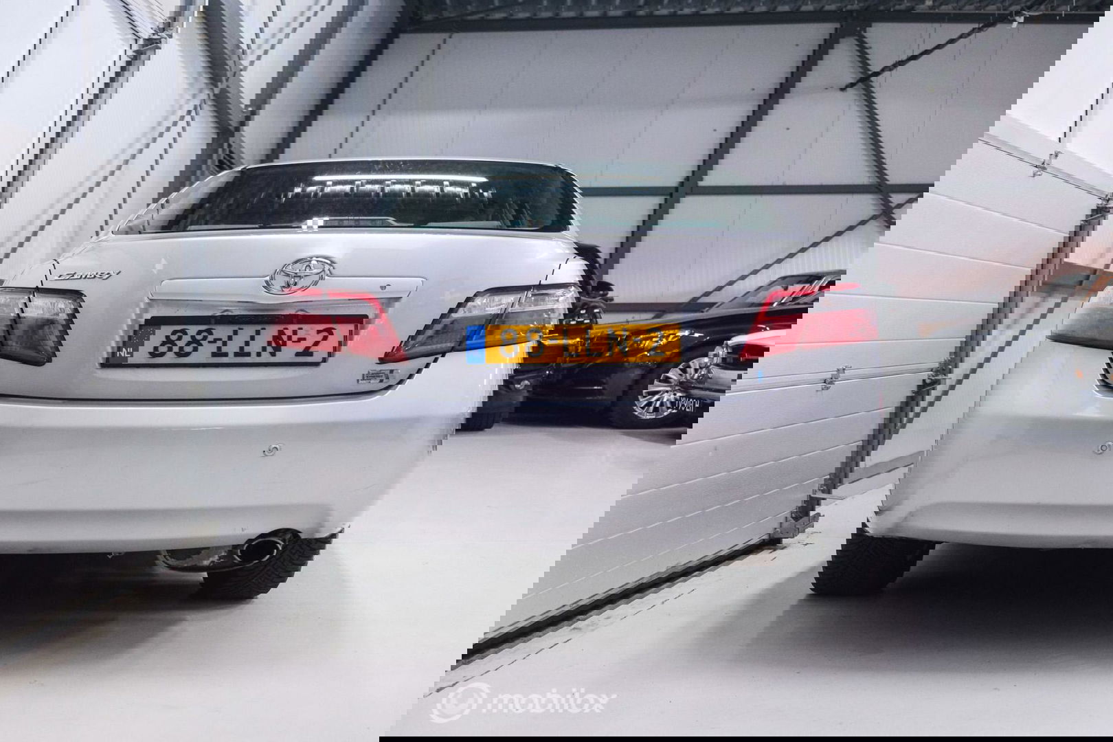 Toyota Camry 2.4 Hybrid automaat | Schuifdak | youngtimer | leder | Camera | Navigatie | DAB |