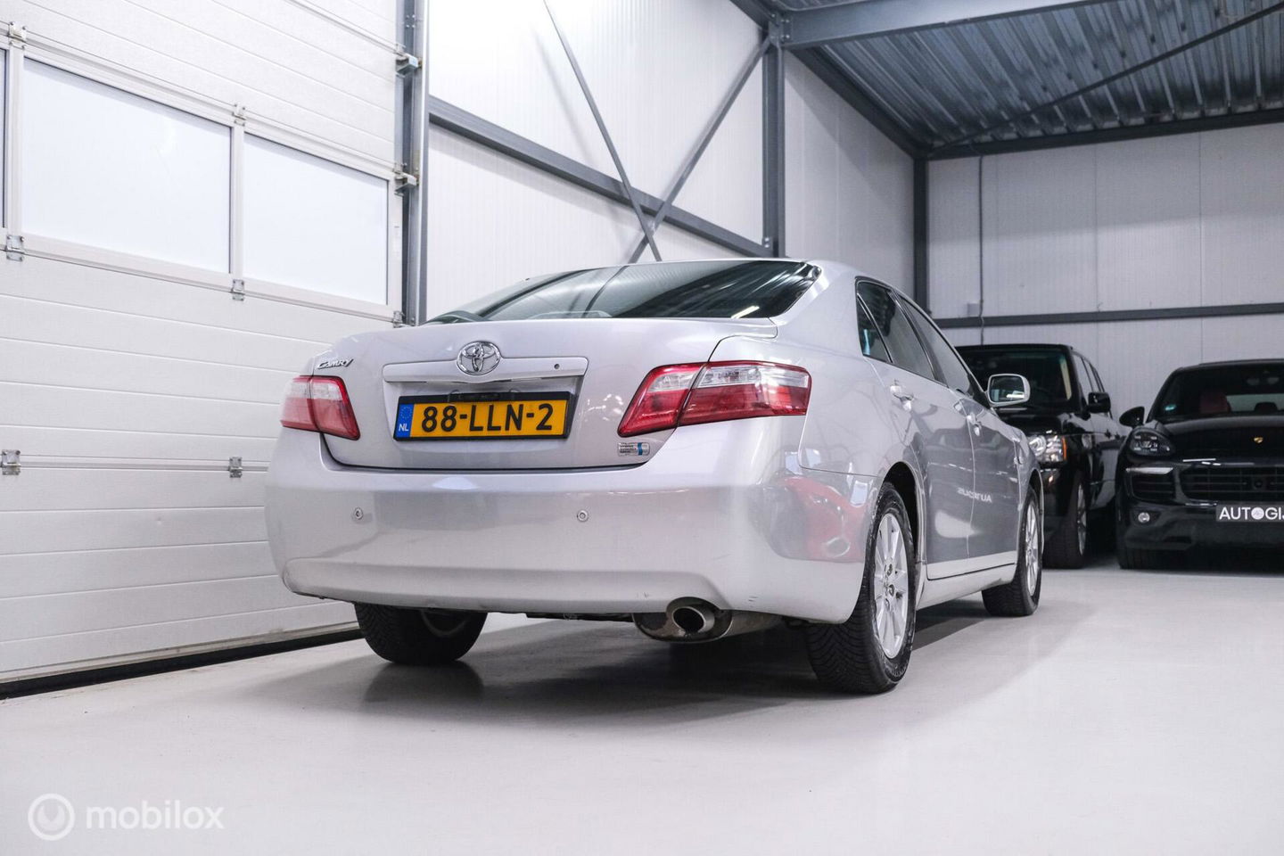 Toyota Camry 2.4 Hybrid automaat | Schuifdak | youngtimer | leder | Camera | Navigatie | DAB |