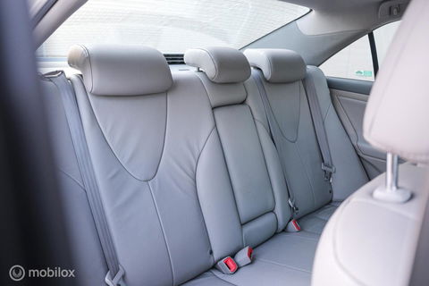 Toyota Camry 2.4 Hybrid automaat | Schuifdak | youngtimer | leder | Camera | Navigatie | DAB |