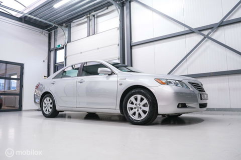 Toyota Camry 2.4 Hybrid automaat | Schuifdak | youngtimer | leder | Camera | Navigatie | DAB |