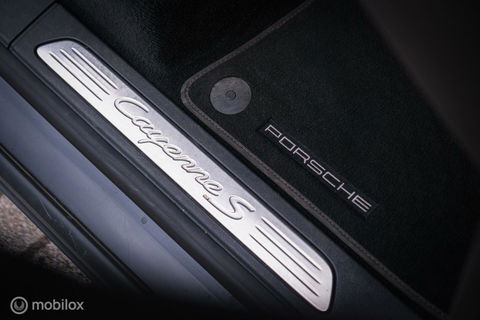 Porsche Cayenne 3.0 S E-Hybrid | Panorama | Trekhaak | Adaptive | Bicolor leder | LED | Memory | Stoelkoeling | NAP NL auto | Dealer onderhouden
