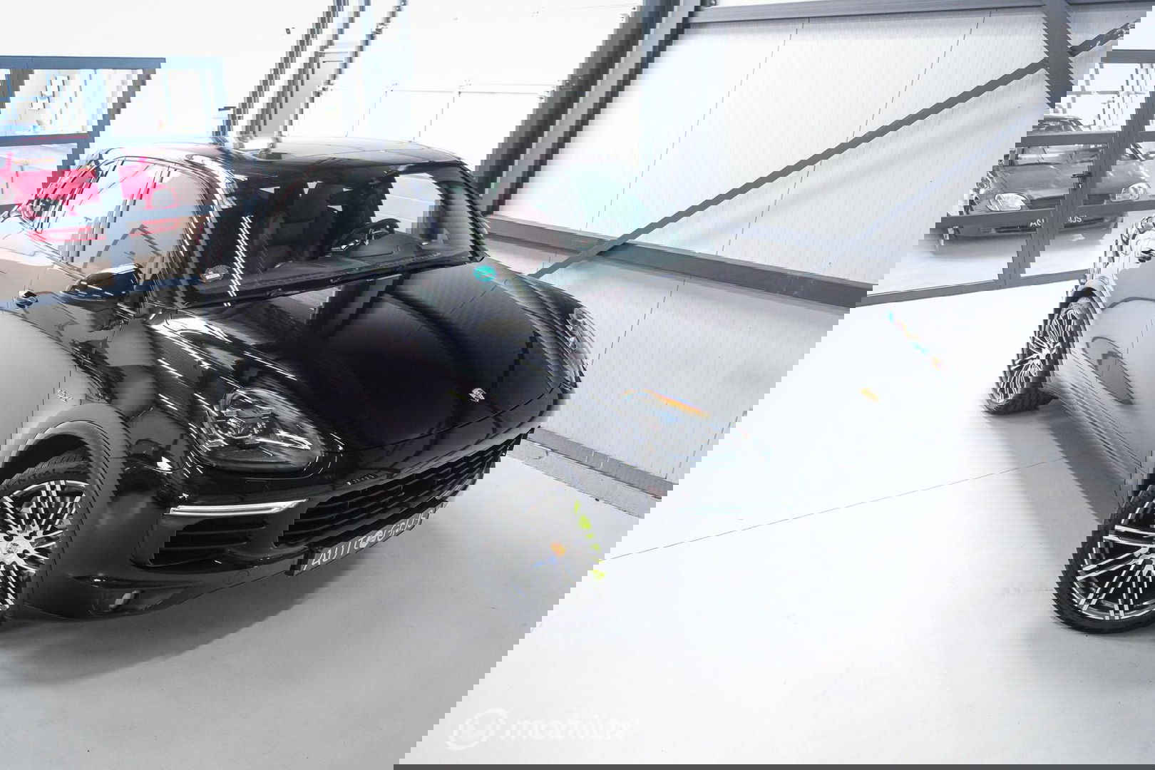 Porsche Cayenne 3.0 S E-Hybrid | Panorama | Trekhaak | Adaptive | Bicolor leder | LED | Memory | Stoelkoeling | NAP NL auto | Dealer onderhouden