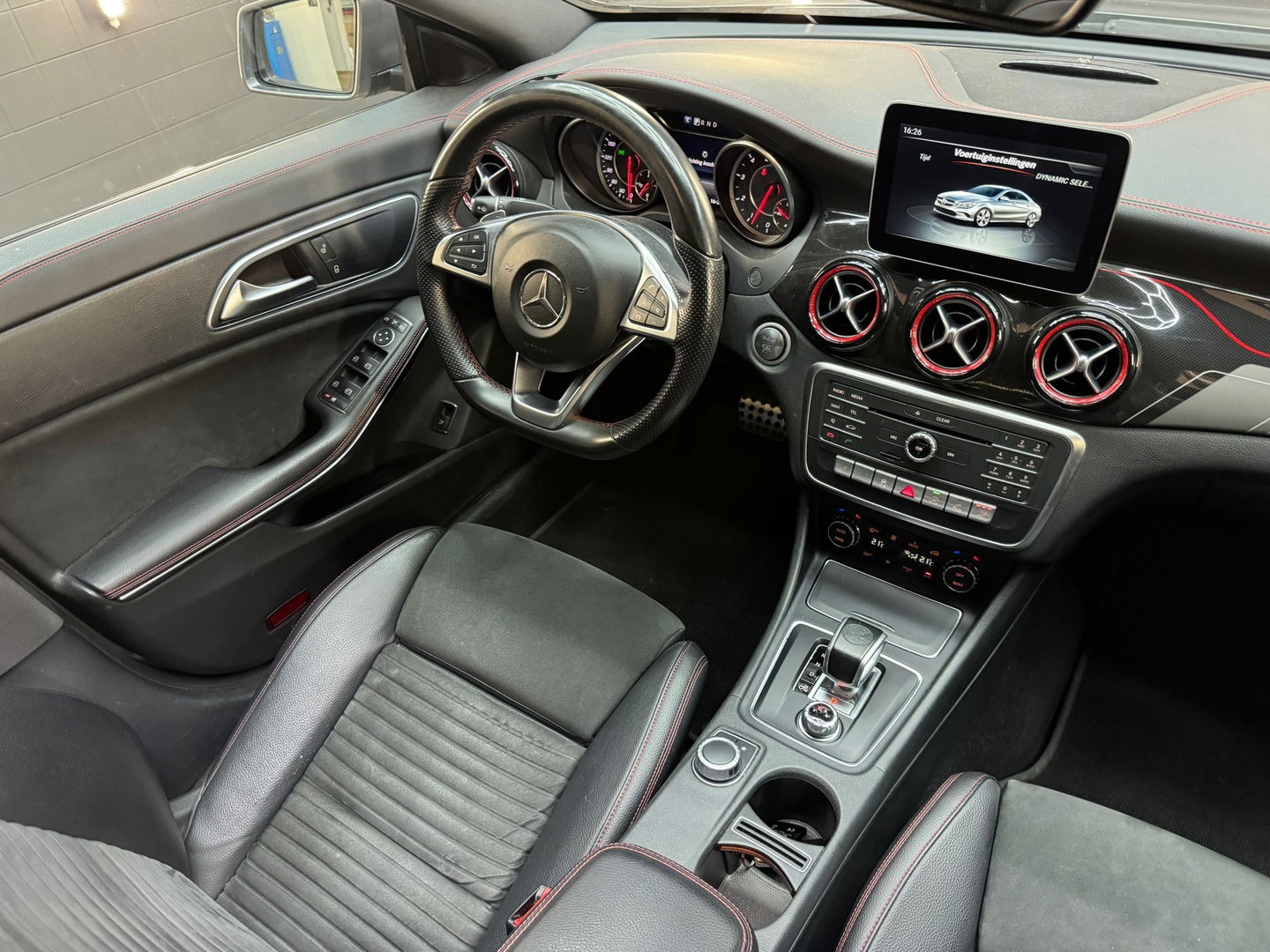 Mercedes-Benz CLA-Klasse AMG 45 4MATIC Pano|Camera|Sfeer|Night