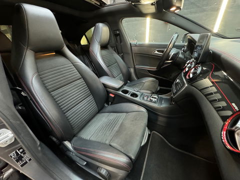 Mercedes-Benz CLA-Klasse AMG 45 4MATIC Pano|Camera|Sfeer|Night