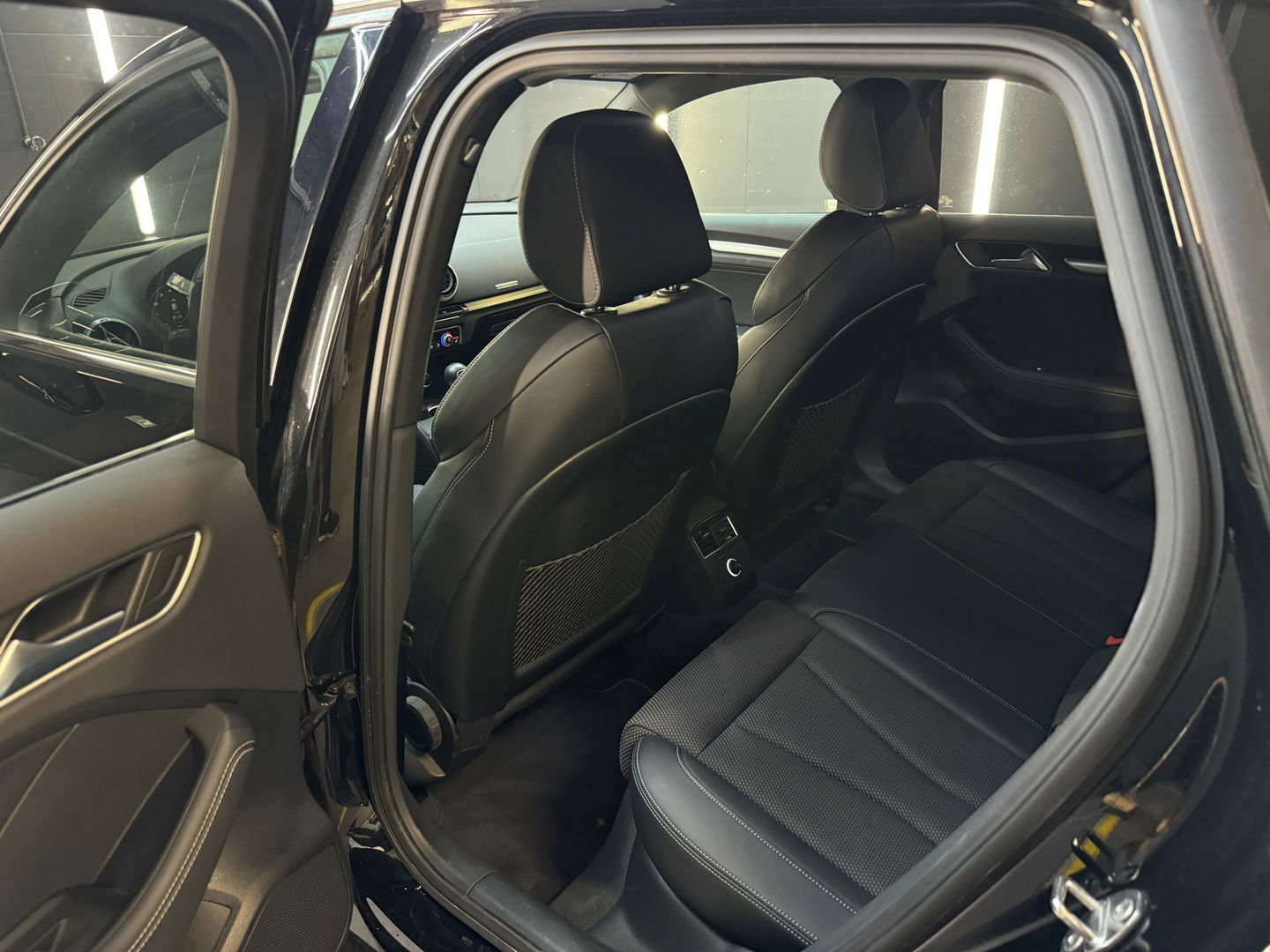 Audi A3 Sportback 35 TFSI CoD 2X S-Line Virtual|NAP|NL Auto