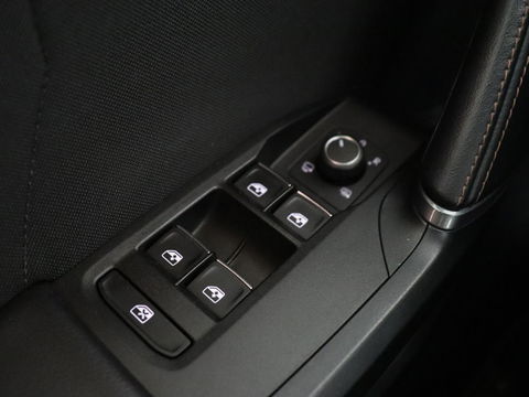 CUPRA Formentor 1.4 e-Hybrid | Carplay | Camera | Adaptive cruise | Sfeerverlichting | Keyless | Navigatie | Sportstoelen | Full LED | Petrol Blue Matt | PHEV | Plug-In