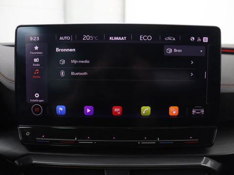 CUPRA Formentor 1.4 e-Hybrid | Carplay | Camera | Adaptive cruise | Sfeerverlichting | Keyless | Navigatie | Sportstoelen | Full LED | Petrol Blue Matt | PHEV | Plug-In