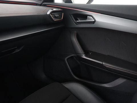 CUPRA Formentor 1.4 e-Hybrid | Carplay | Camera | Adaptive cruise | Sfeerverlichting | Keyless | Navigatie | Sportstoelen | Full LED | Petrol Blue Matt | PHEV | Plug-In