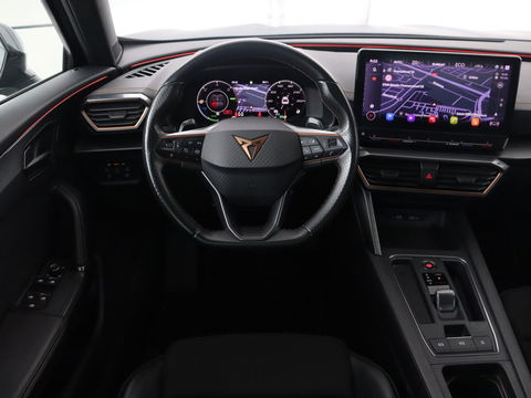CUPRA Formentor 1.4 e-Hybrid | Carplay | Camera | Adaptive cruise | Sfeerverlichting | Keyless | Navigatie | Sportstoelen | Full LED | Petrol Blue Matt | PHEV | Plug-In