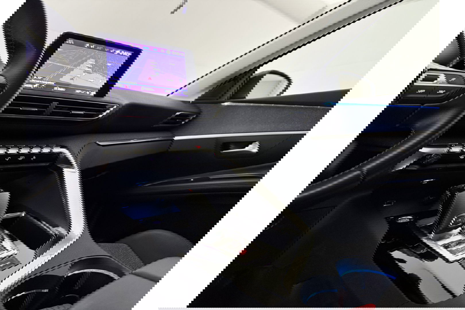 Peugeot 5008 1.2 PureTech 7p Sfeer LED Trekaak 360Camera Virtual Carplay Clima Cruise Navi PDC 19"LMV