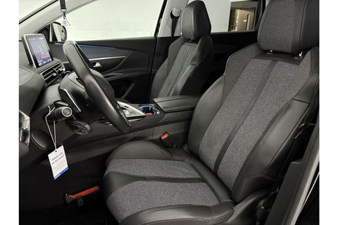 Peugeot 5008 1.2 PureTech 7p Sfeer LED Trekaak 360Camera Virtual Carplay Clima Cruise Navi PDC 19"LMV