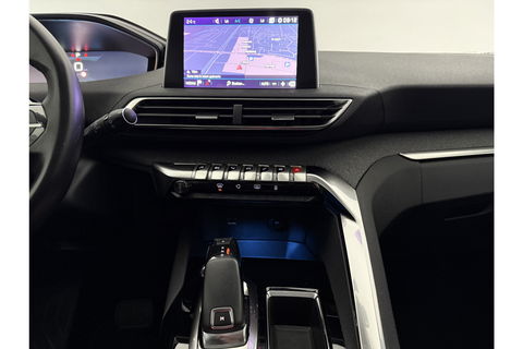 Peugeot 5008 1.2 PureTech 7p Sfeer LED Trekaak 360Camera Virtual Carplay Clima Cruise Navi PDC 19"LMV