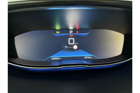 Peugeot 5008 1.2 PureTech 7p Sfeer LED Trekaak 360Camera Virtual Carplay Clima Cruise Navi PDC 19"LMV