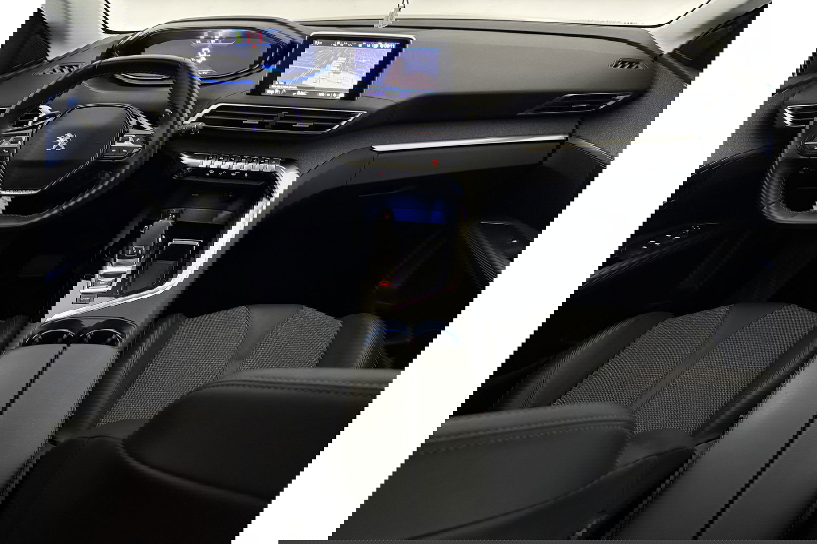 Peugeot 5008 1.2 PureTech 7p Sfeer LED Trekaak 360Camera Virtual Carplay Clima Cruise Navi PDC 19"LMV