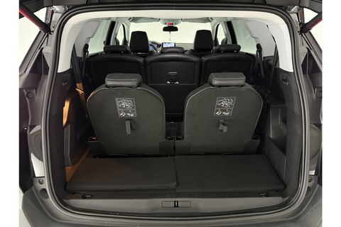 Peugeot 5008 1.2 PureTech 7p Sfeer LED Trekaak 360Camera Virtual Carplay Clima Cruise Navi PDC 19"LMV
