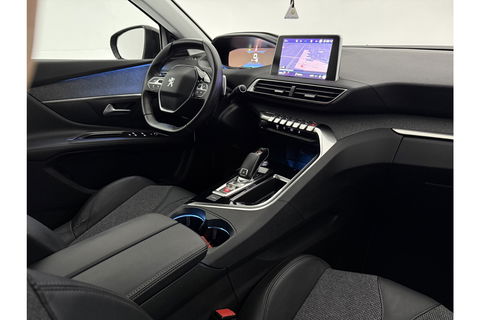 Peugeot 5008 1.2 PureTech 7p Sfeer LED Trekaak 360Camera Virtual Carplay Clima Cruise Navi PDC 19"LMV