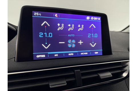 Peugeot 5008 1.2 PureTech 7p Sfeer LED Trekaak 360Camera Virtual Carplay Clima Cruise Navi PDC 19"LMV