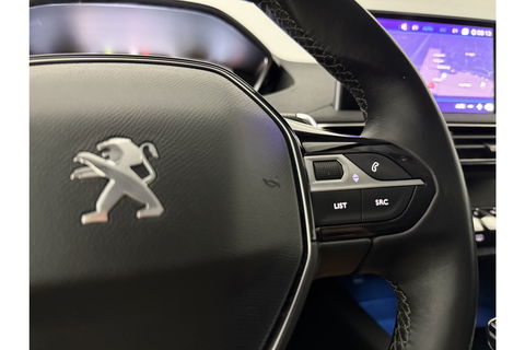 Peugeot 5008 1.2 PureTech 7p Sfeer LED Trekaak 360Camera Virtual Carplay Clima Cruise Navi PDC 19"LMV