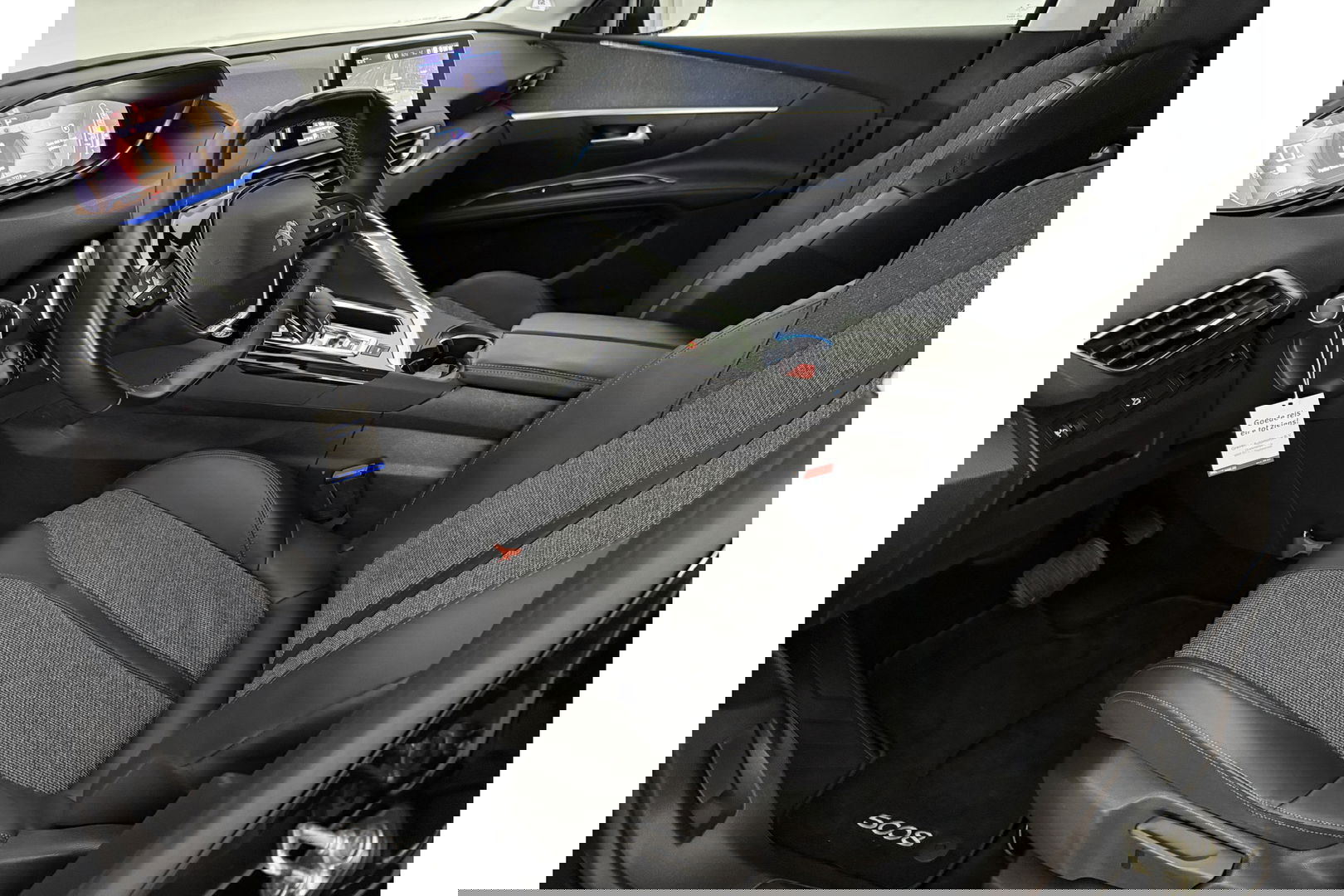 Peugeot 5008 1.2 PureTech 7p Sfeer LED Trekaak 360Camera Virtual Carplay Clima Cruise Navi PDC 19"LMV