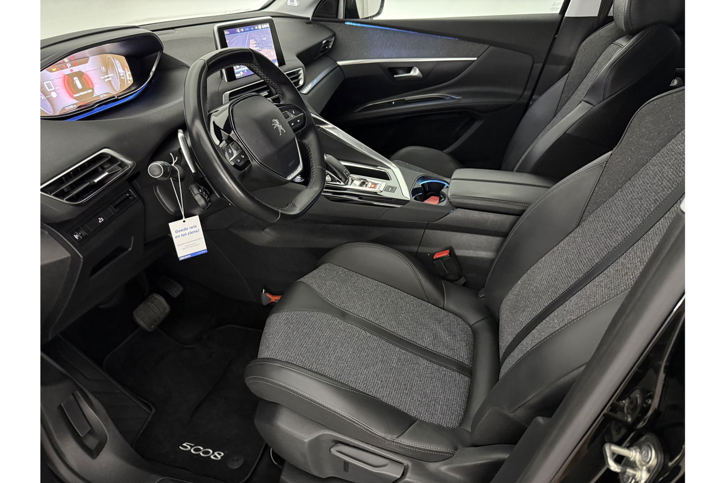 Peugeot 5008 1.2 PureTech 7p Sfeer LED Trekaak 360Camera Virtual Carplay Clima Cruise Navi PDC 19"LMV