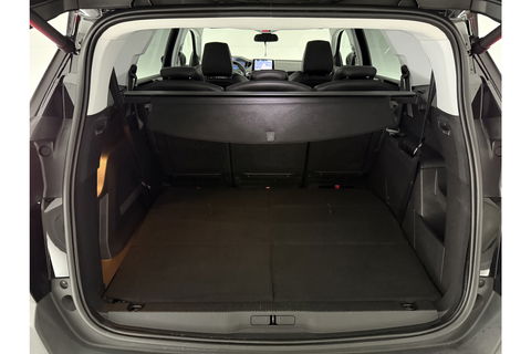 Peugeot 5008 1.2 PureTech 7p Sfeer LED Trekaak 360Camera Virtual Carplay Clima Cruise Navi PDC 19"LMV