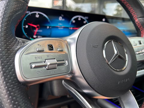 Mercedes-Benz EQA 300 4MATIC AMG 67 kWh|Pano|Memory|Head-Up|360Camera|Keyless|Ambient Light|NL-Auto|228PK