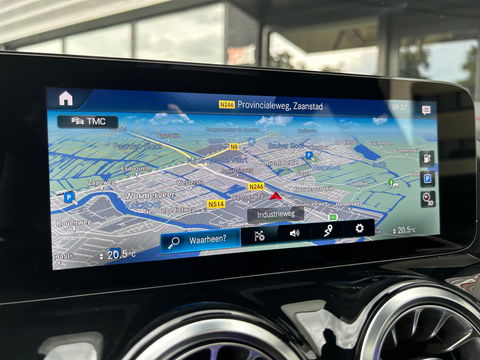 Mercedes-Benz EQA 300 4MATIC AMG 67 kWh|Pano|Memory|Head-Up|360Camera|Keyless|Ambient Light|NL-Auto|228PK