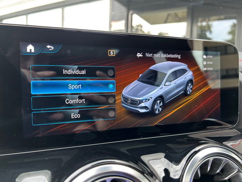 Mercedes-Benz EQA 300 4MATIC AMG 67 kWh|Pano|Memory|Head-Up|360Camera|Keyless|Ambient Light|NL-Auto|228PK