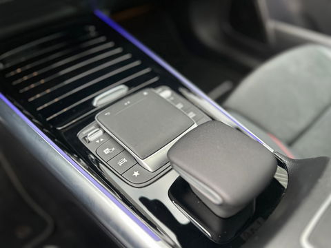 Mercedes-Benz EQA 300 4MATIC AMG 67 kWh|Pano|Memory|Head-Up|360Camera|Keyless|Ambient Light|NL-Auto|228PK