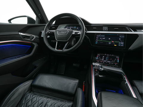 Audi e-tron Sportback 55 Quattro S-Line-edition 95 kWh [ 3-Fase ] (INCL-BTW) *DESIGN-LEATHER | FULL-LED | ADAPT.CRUISE | BANG&OLUFSEN-AUDIO | TOP-VIEW | MEMORY-PACK | BLIND-SPOT | KEYLESS | AMBIENT-LIGHT | AIR-SUSPENSION | HEATED-SPORTSEATS | DIGI-COCKPIT |