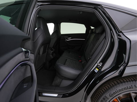 Audi e-tron Sportback 55 Quattro S-Line-edition 95 kWh [ 3-Fase ] (INCL-BTW) *DESIGN-LEATHER | FULL-LED | ADAPT.CRUISE | BANG&OLUFSEN-AUDIO | TOP-VIEW | MEMORY-PACK | BLIND-SPOT | KEYLESS | AMBIENT-LIGHT | AIR-SUSPENSION | HEATED-SPORTSEATS | DIGI-COCKPIT |