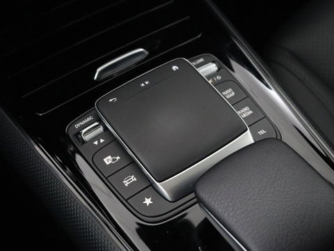 Mercedes-Benz B-Klasse 250e Style | Stoelventilatie | Panoramadak | Massage | Leder | Trekhaak | Carplay | Adaptive cruise | Stuurverwarming | Widescreen | Park Assist | Camera | Navigatie | Memory | PHEV | Plug In