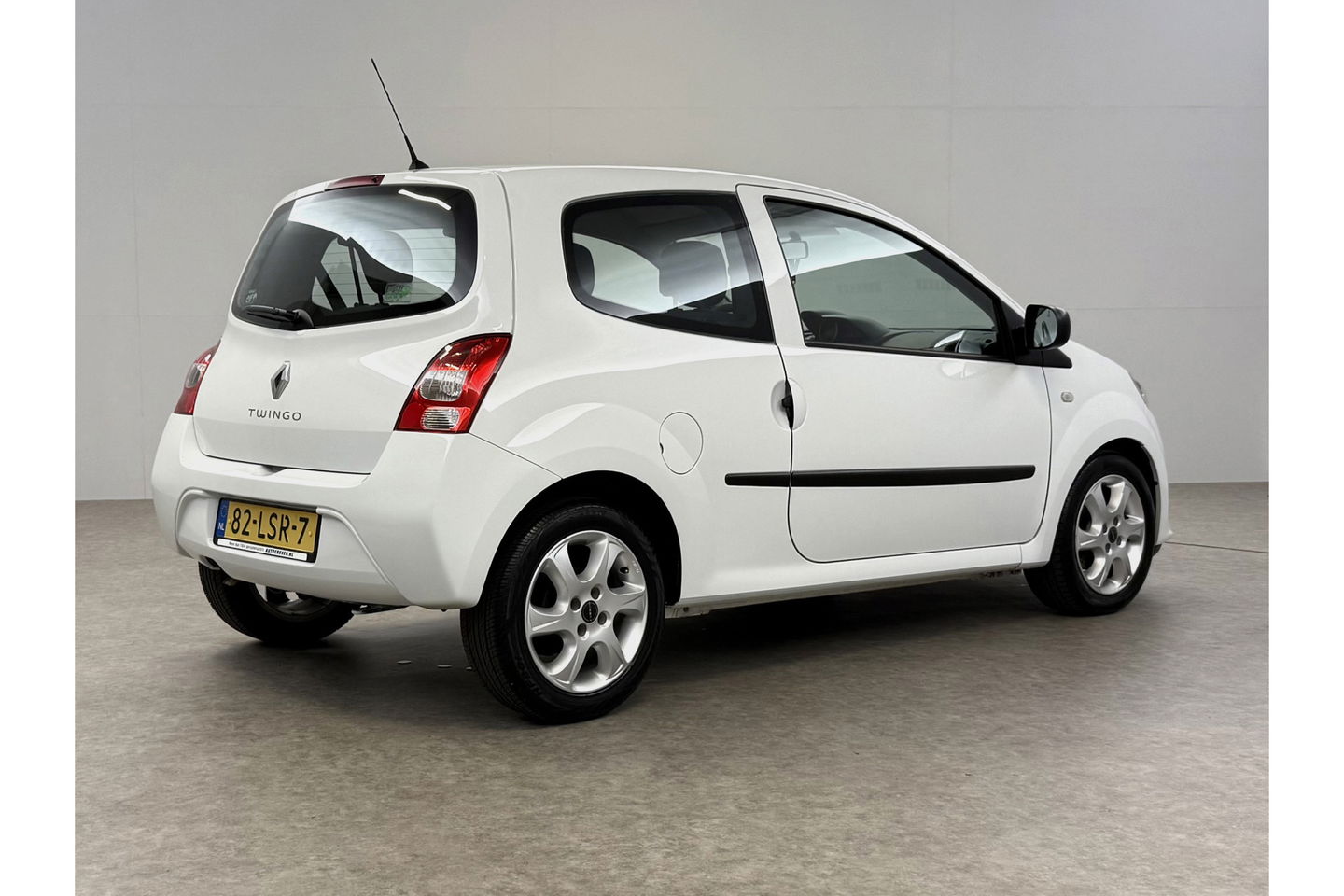 Renault Twingo 1.2-16V Authentique | APK tot 06-2026 | Airco 15"LMV Elektr-Ramen