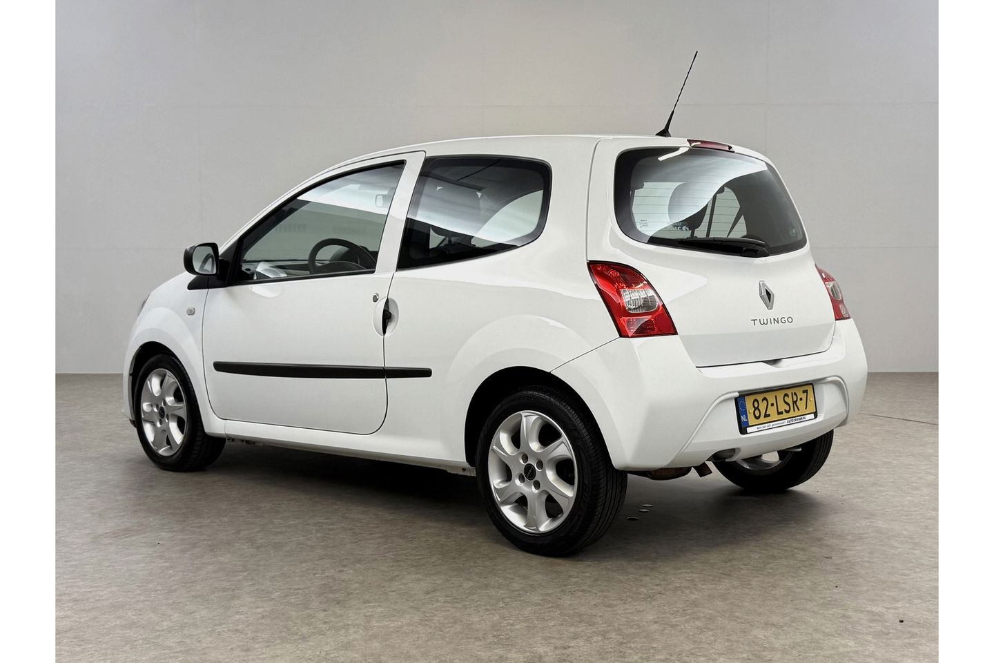 Renault Twingo 1.2-16V Authentique | APK tot 06-2026 | Airco 15"LMV Elektr-Ramen