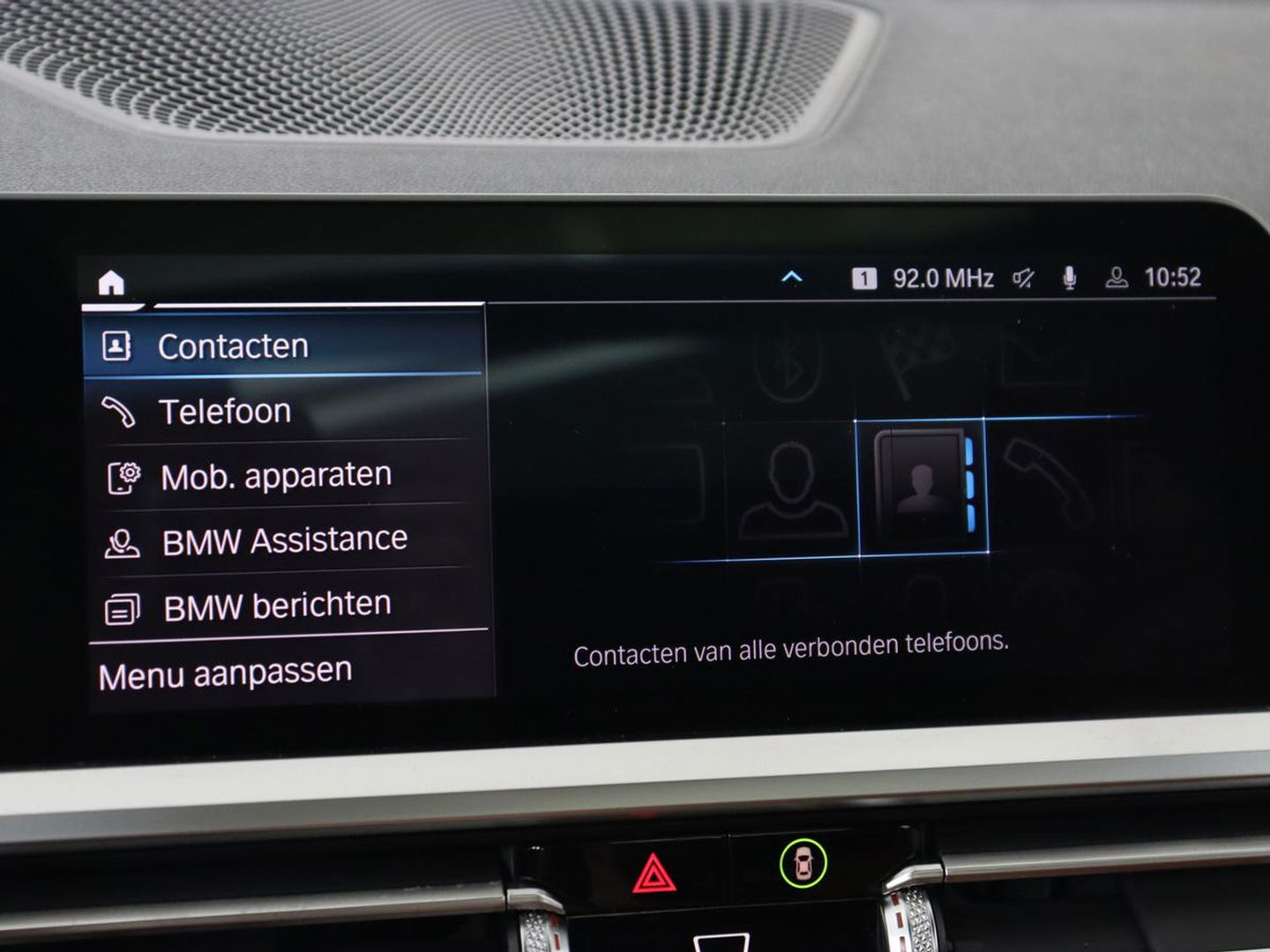 BMW 3-serie 320e Advantage | Panoramadak | Adaptive cruise | LaserLight | Leder | Sportstoelen | Stoelverwarming | Camera | Carplay | Live Cockpit | Sfeerverlichting | Navigatie | Keyless | PHEV | Plug In