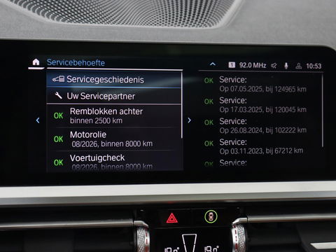 BMW 3-serie 320e Advantage | Panoramadak | Adaptive cruise | LaserLight | Leder | Sportstoelen | Stoelverwarming | Camera | Carplay | Live Cockpit | Sfeerverlichting | Navigatie | Keyless | PHEV | Plug In