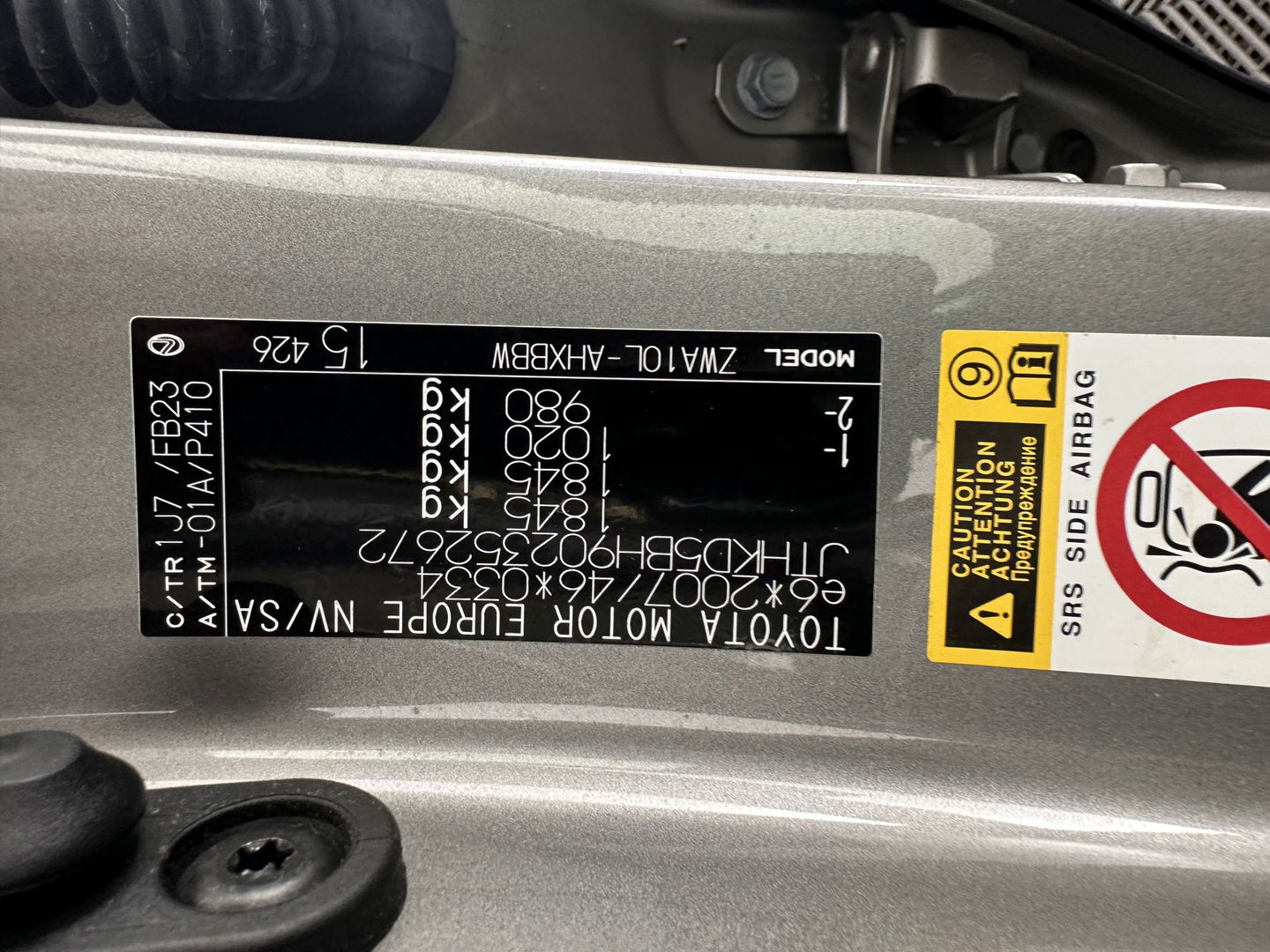 Lexus CT 200h Edition-30 Aut. *FULL-LED | ALCANTARA | NAVI-FULLMAP | HEATED-COMFORTSEATS | CAMERA | KEYLESS | ECC | LANE-ASSIST | PDC | ADAPTIVE-CRUISE | TOWBAR | PREMIUM-HIFI | 16"ALU*