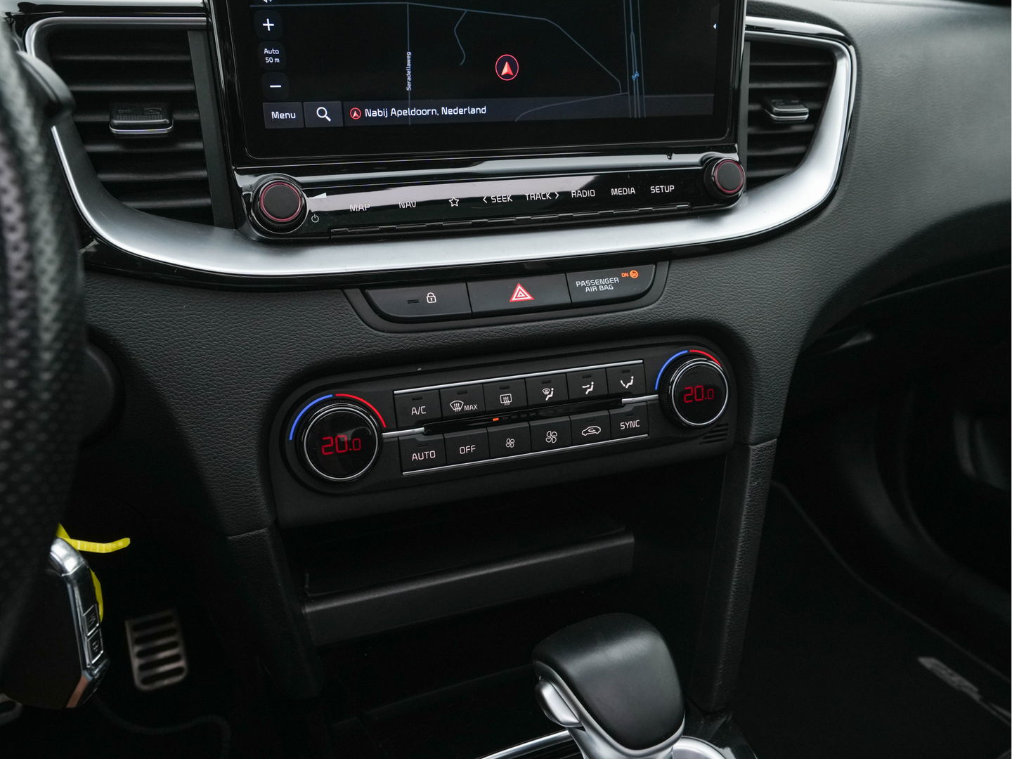 Kia ProCeed 1.5 T-GDi MHEV GT-Line Edition (INCL-BTW) Aut. *PANO | SPORT-SEATS | NAVI-FULLMAP | CAMERA | MICROFIBRE | ECC | SHIFT-PADDLES | PRIVACY-GLASS | LANE-ASSIST | TOWBAR | CARPLAY | PDC | CRUISE | 17''ALU*