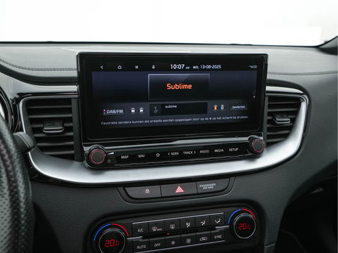 Kia ProCeed 1.5 T-GDi MHEV GT-Line Edition (INCL-BTW) Aut. *PANO | SPORT-SEATS | NAVI-FULLMAP | CAMERA | MICROFIBRE | ECC | SHIFT-PADDLES | PRIVACY-GLASS | LANE-ASSIST | TOWBAR | CARPLAY | PDC | CRUISE | 17''ALU*